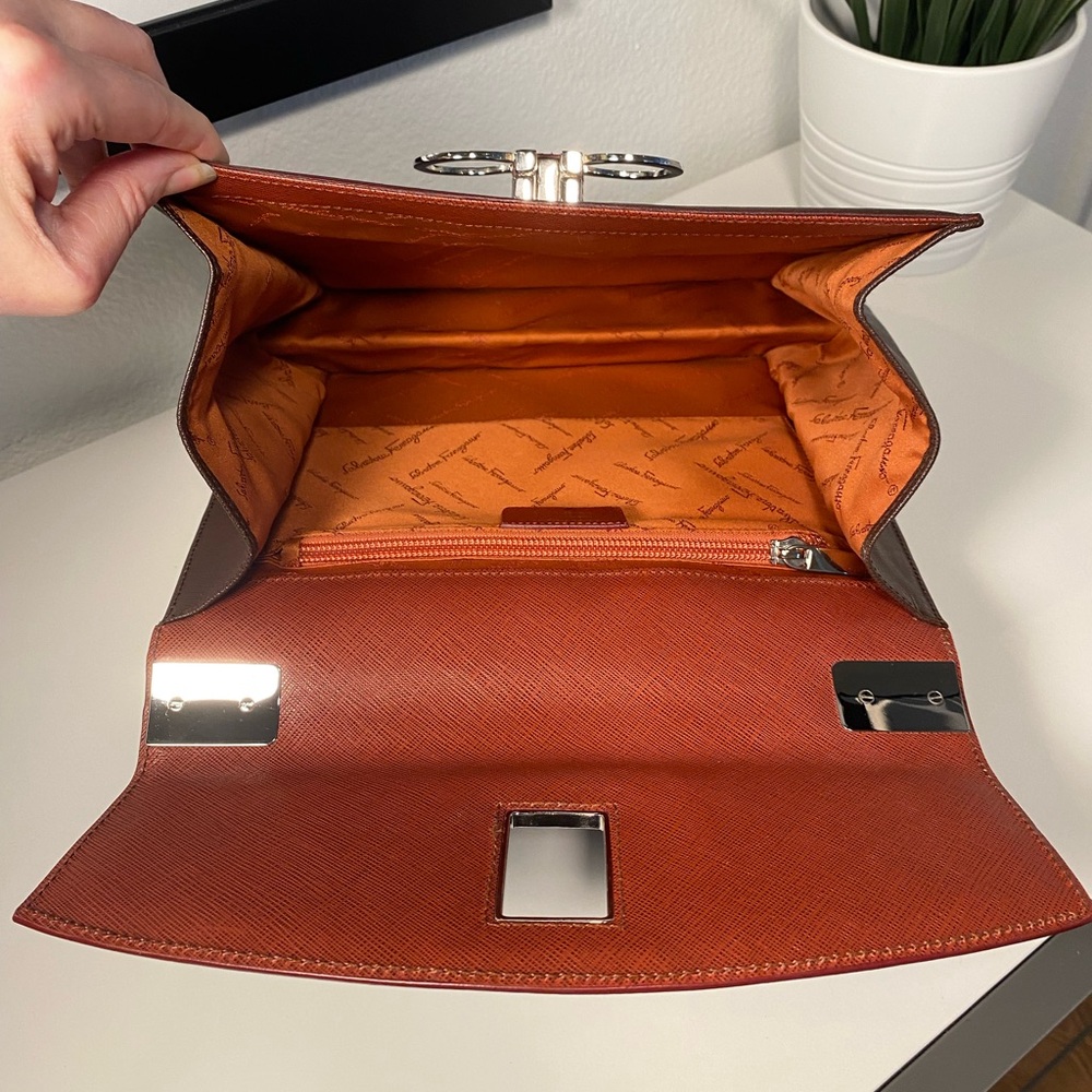 Rare Vintage Salvatore Ferragamo Double Gancini Large Saffiano Leather Bag - Picture 3 of 14